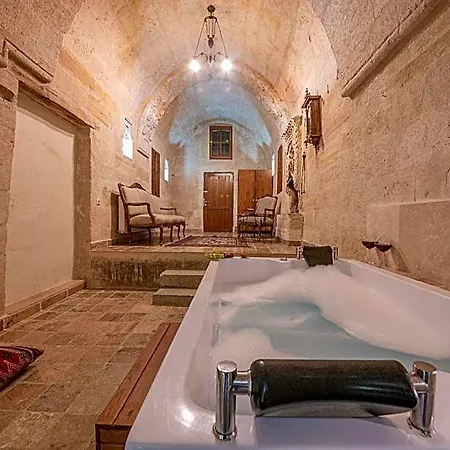 Otel Kapalos Cave *