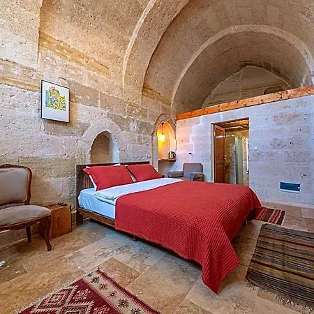 Kapalos Cave * Mustafapasa